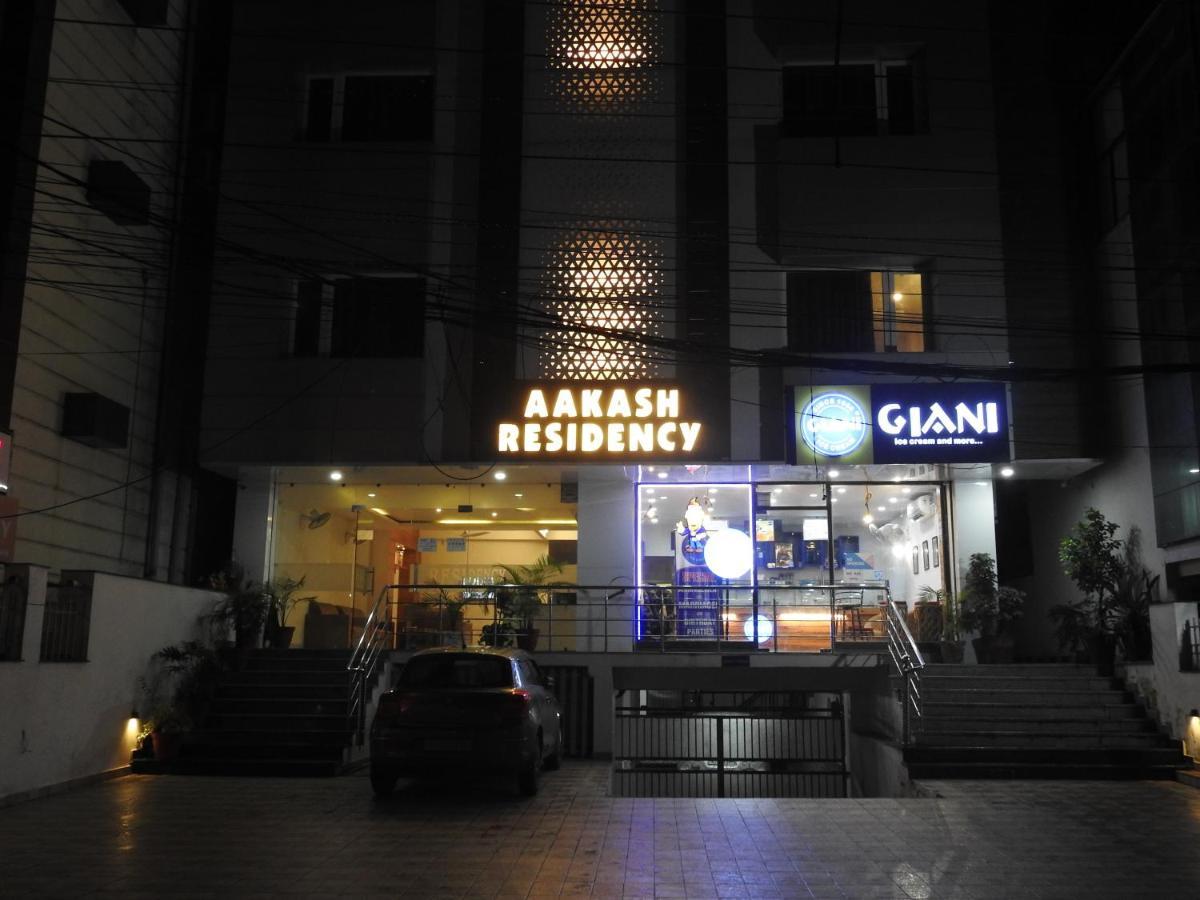 Hotel Aakash Residency Dehradun Zewnętrze zdjęcie